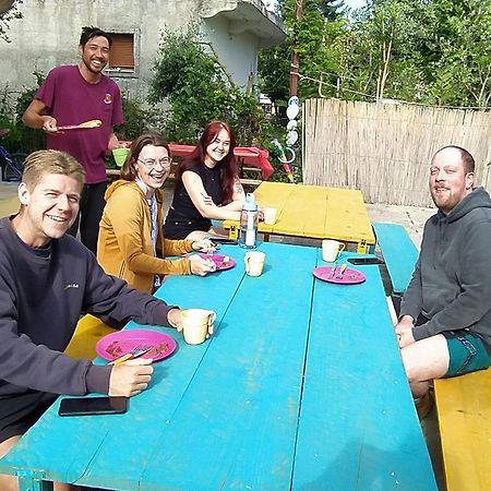 Pinegroove Hostel Vlora Екстер'єр фото