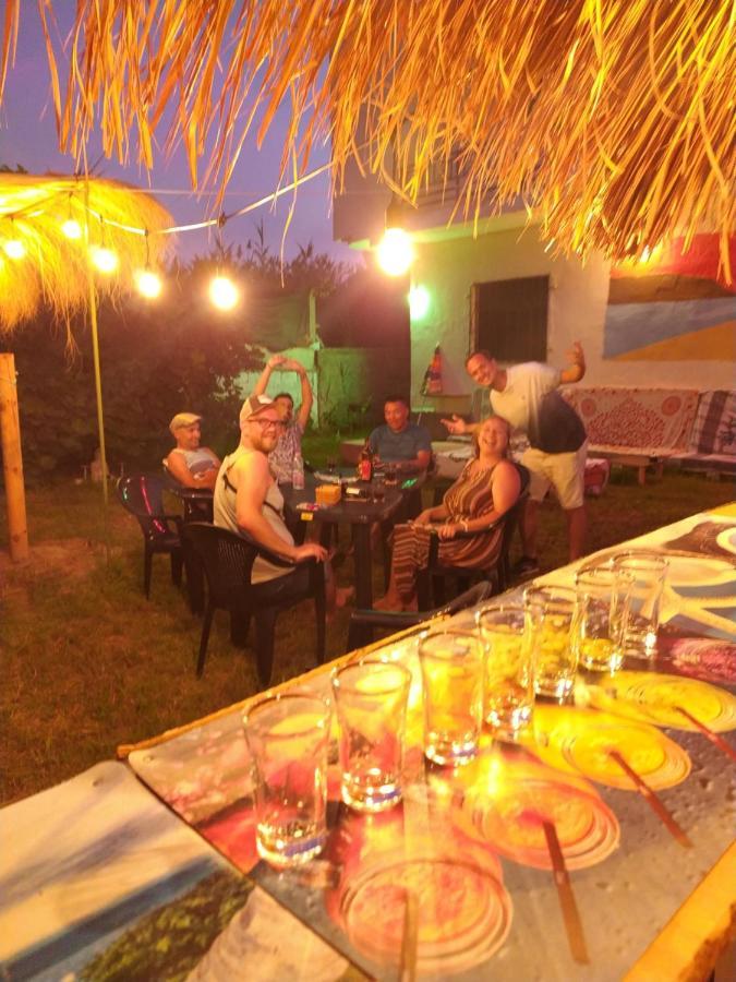 Pinegroove Hostel Vlora Екстер'єр фото