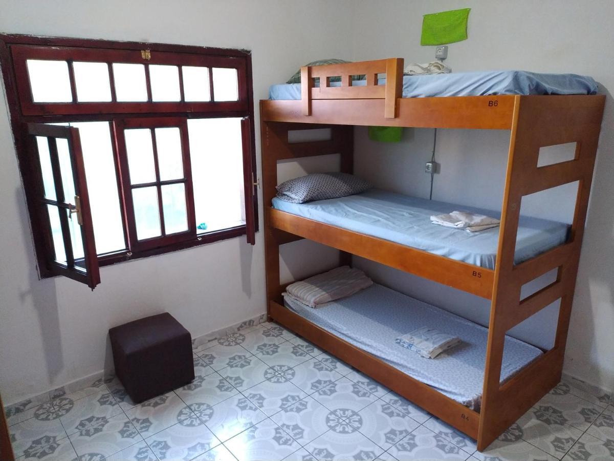 Pinegroove Hostel Vlora Екстер'єр фото