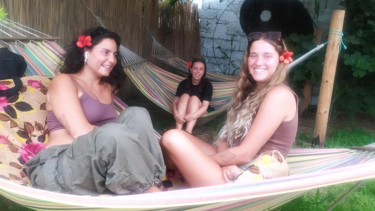Pinegroove Hostel Vlora Екстер'єр фото